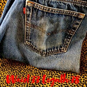 Dark wash Levis 501 Mom Jeans Vintage